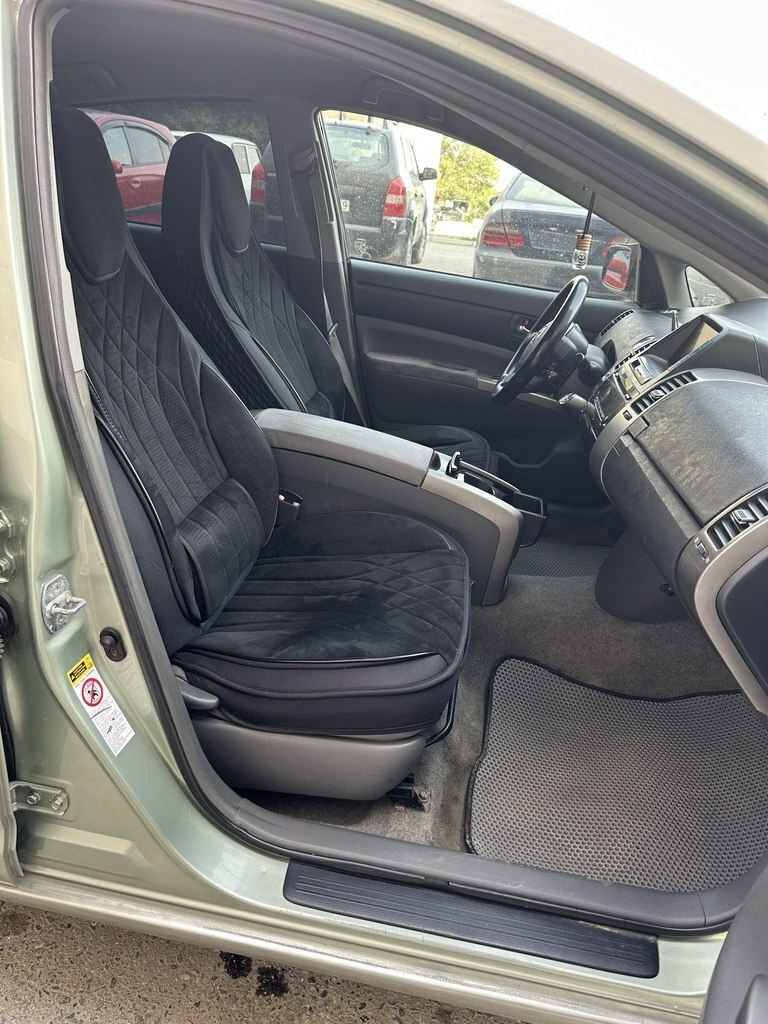 2008 Toyota Prius, 1.5L, 250000km - Image 9