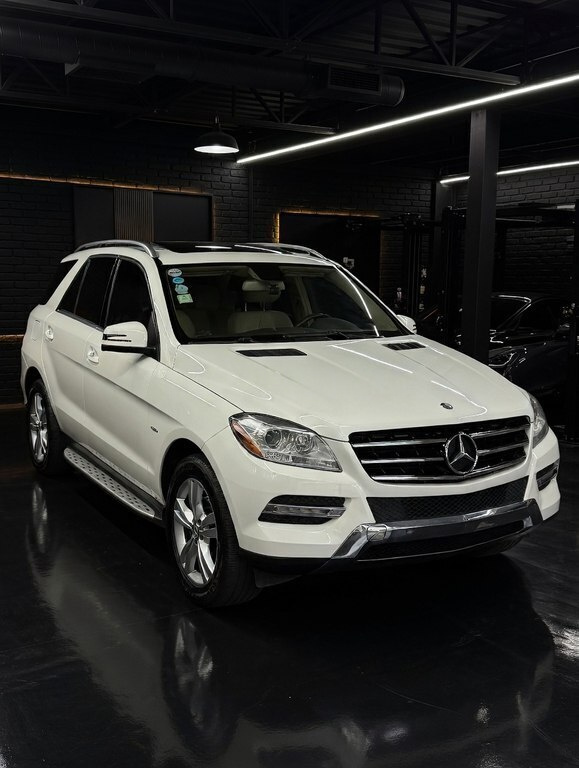 2012 Mercedes ML 350 4MATIC, 3.5L, 237309km - Image 2