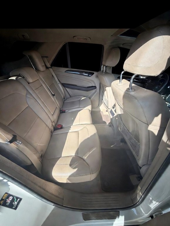 2012 Mercedes ML 350 4MATIC, 3.5L, 237309km - Image 3