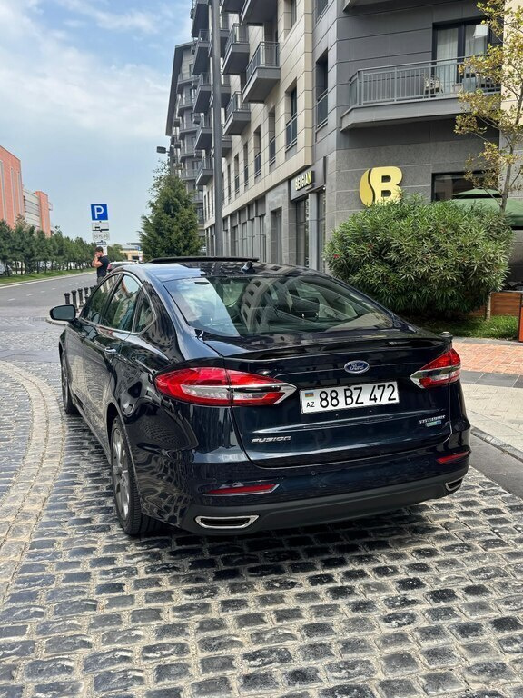 2020 Ford Fusion (North America), 2.0L, 148060km - Image 8