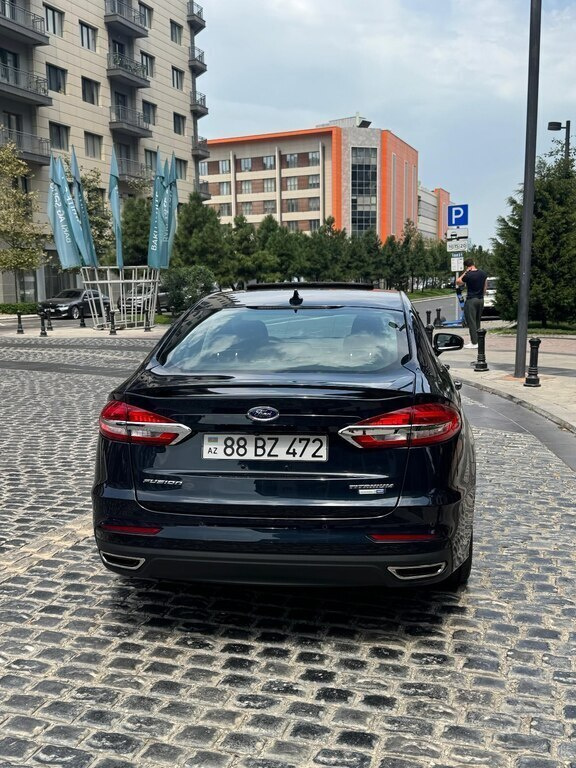 2020 Ford Fusion (North America), 2.0L, 148060km - Image 9