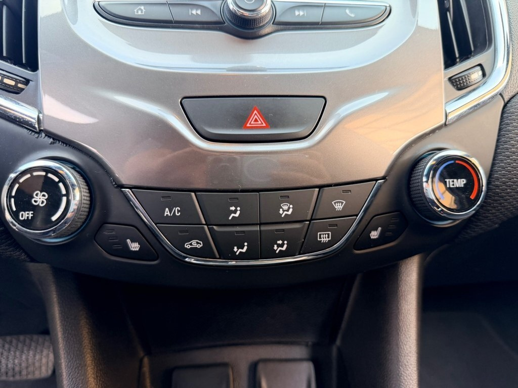 2017 Chevrolet Cruze, 1.4L, 81473km - Image 14