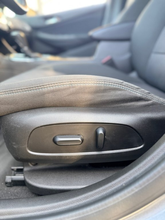2017 Chevrolet Cruze, 1.4L, 81473km - Image 15