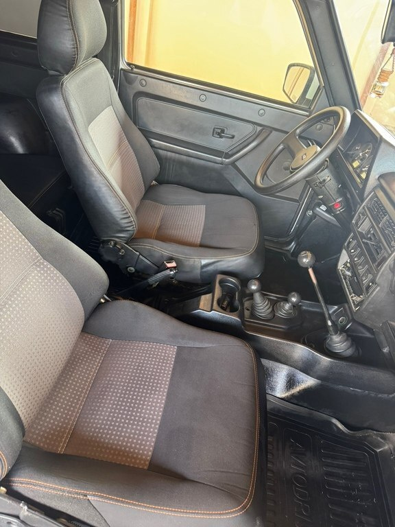 2015 LADA (VAZ) Niva, 1.7L, 102500km - Image 11