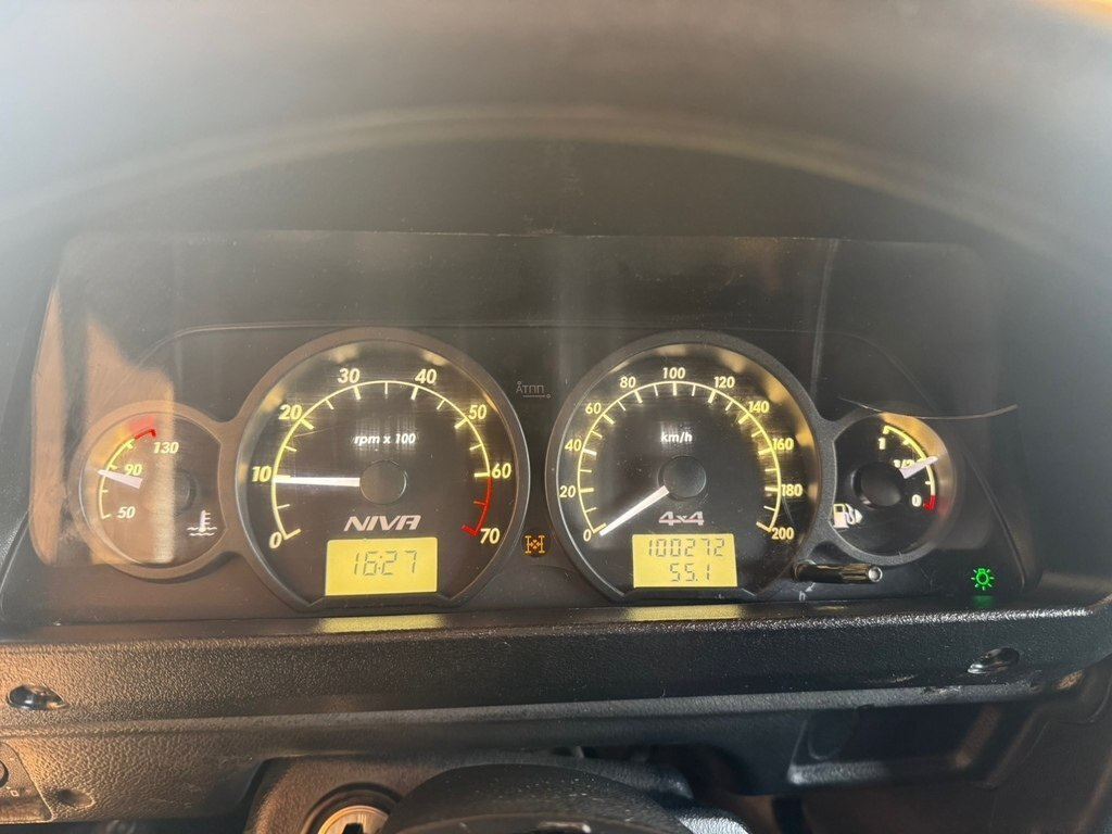 2015 LADA (VAZ) Niva, 1.7L, 102500km - Image 13