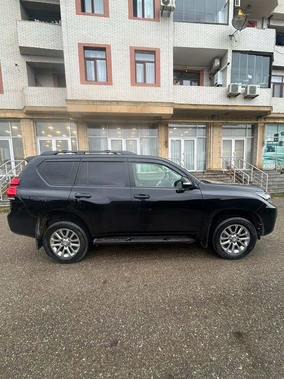 2020 Toyota Land Cruiser Prado, 2.7L, 170000km - Image 3