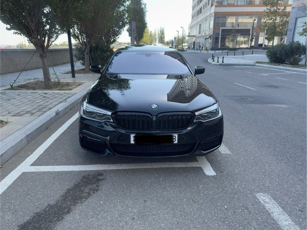 2018 BMW 530, 2.0L, 187000km - Image 1
