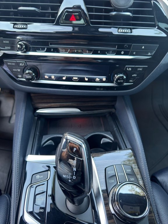 2018 BMW 530, 2.0L, 187000km - Image 16