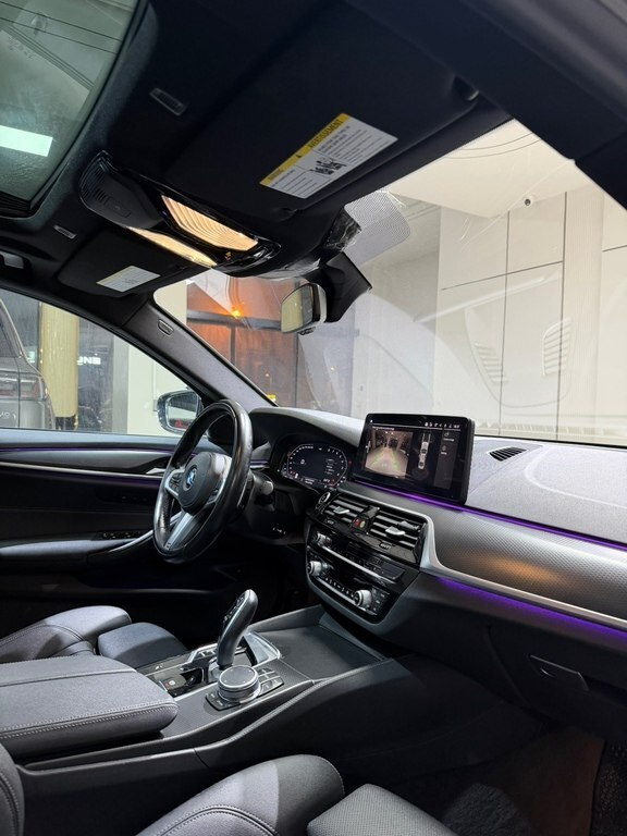 2021 BMW 530, 2.0L, 94000km - Image 14