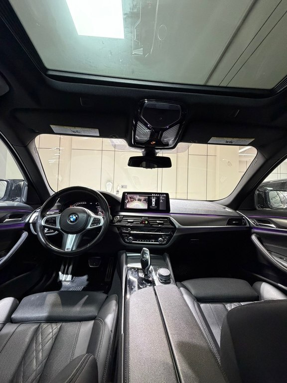 2021 BMW 530, 2.0L, 94000km - Image 17