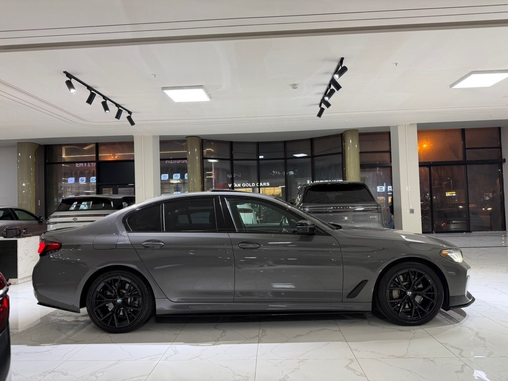 2021 BMW 530, 2.0L, 94000km - Image 5