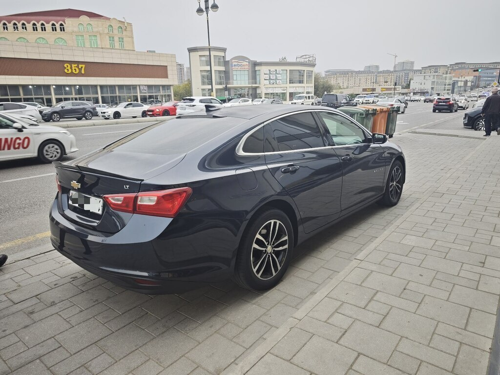 2016 Chevrolet Malibu, 1.5L, 149000km - Image 4