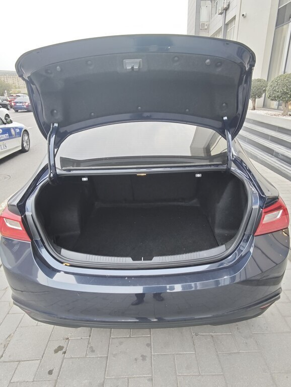 2016 Chevrolet Malibu, 1.5L, 149000km - Image 9