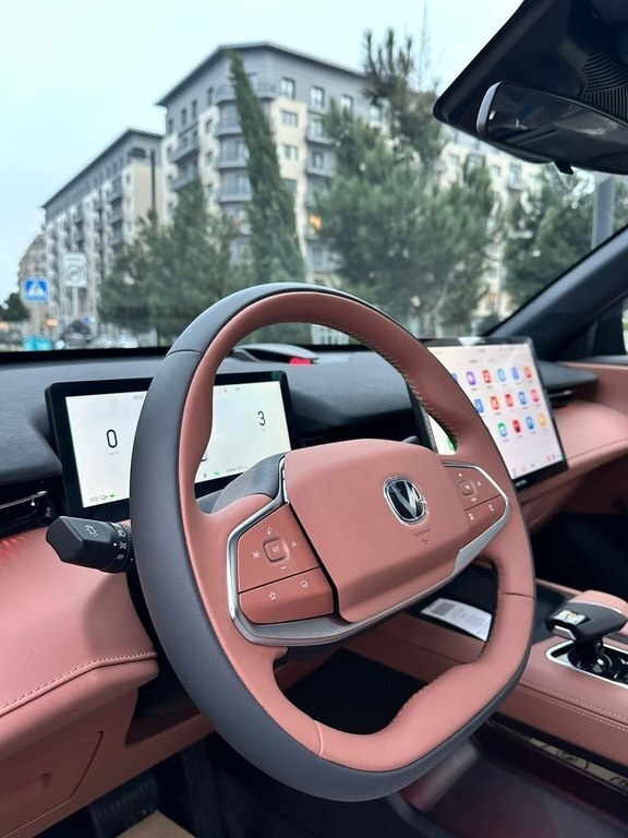2025 Changan Uni-Z, 1.5L, 0km - Image 2