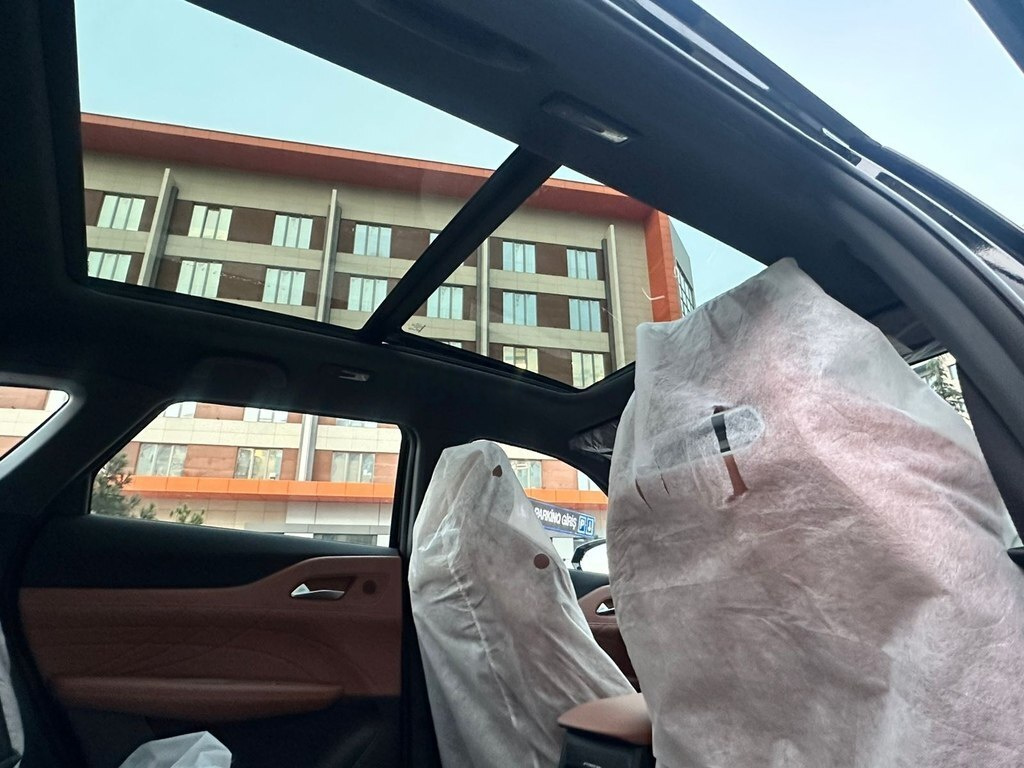 2025 Changan Uni-Z, 1.5L, 0km - Image 3