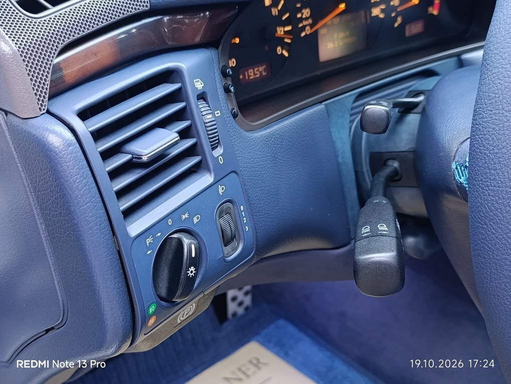 2001 Mercedes E 240, 2.6L, 286000km - Image 13