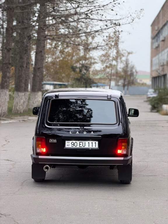 2025 LADA (VAZ) Niva, 1.7L, 3400km - Image 2