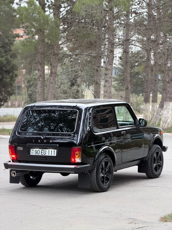 2025 LADA (VAZ) Niva, 1.7L, 3400km - Image 3