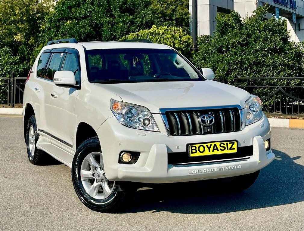 2012 Toyota Land Cruiser Prado, 2.7L, 178000km - Image 2