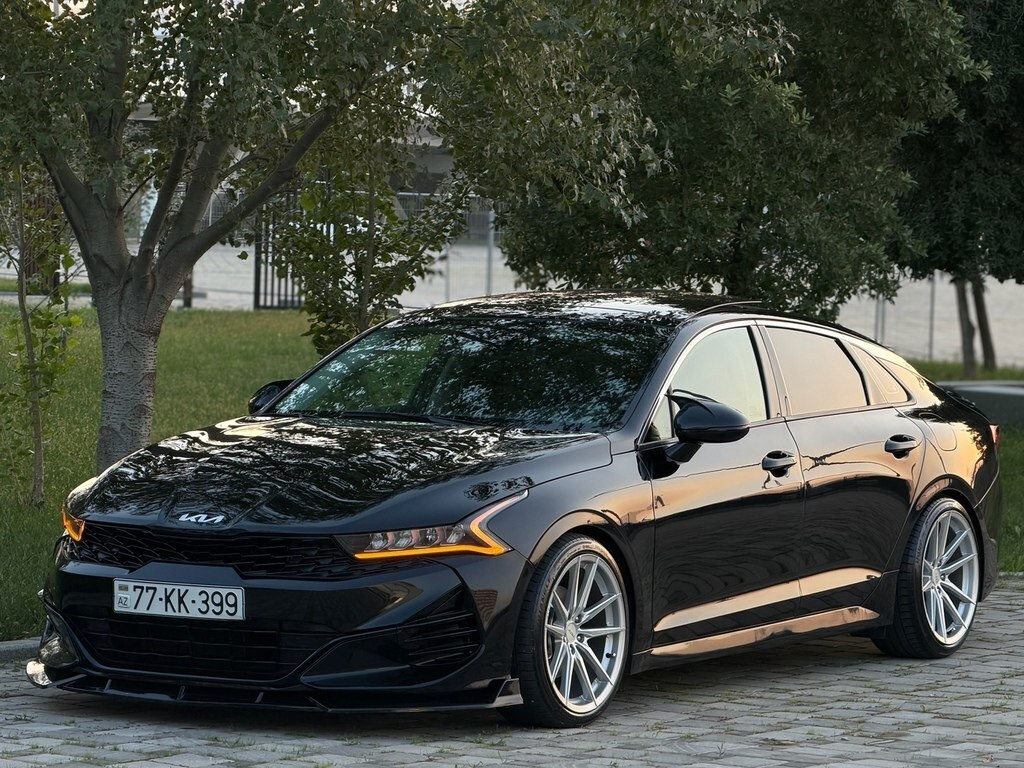 2023 Kia K5, 1.6L, 46000km - Image 1