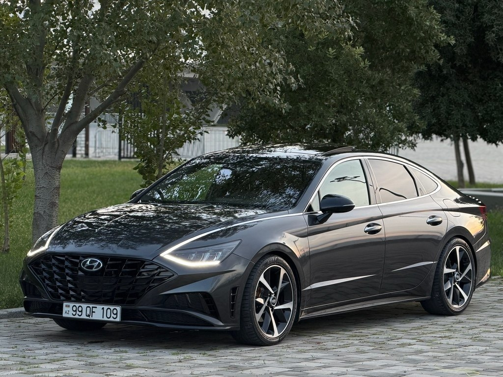 2021 Hyundai Sonata, 1.6L, 75000km - Image 4