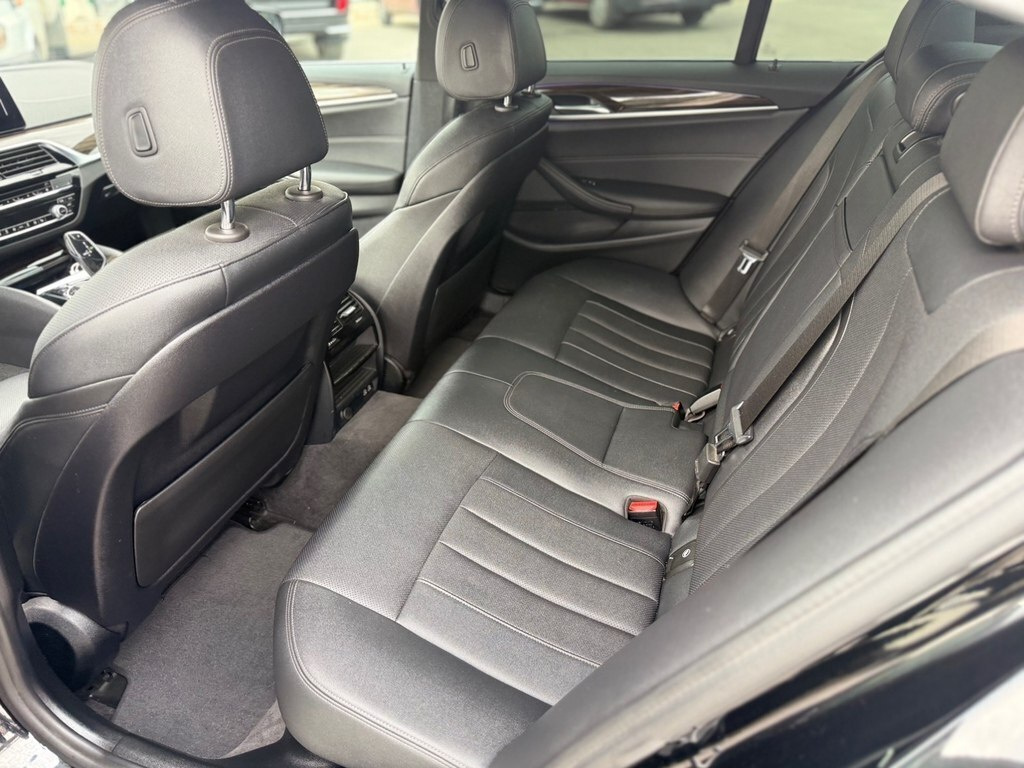 2021 BMW 530, 2.0L, 70000km - Image 12