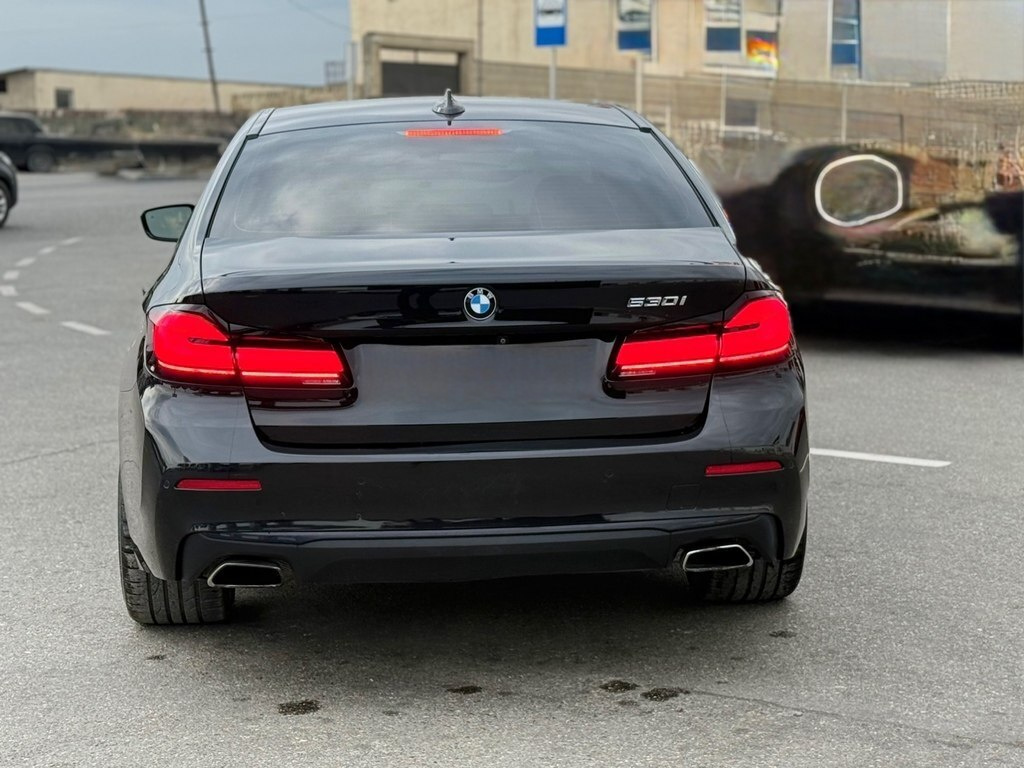2021 BMW 530, 2.0L, 70000km - Image 6