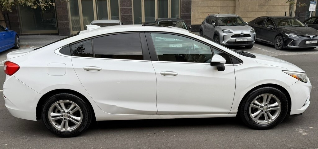 2016 Chevrolet Cruze, 1.6L, 271123km - Image 10