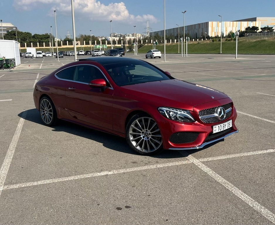 2016 Mercedes C 300, 2.0L, 90090km - Image 4