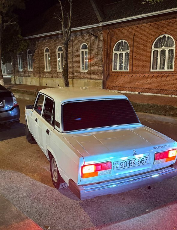 2007 LADA (VAZ) 2107, 1.6L, 97000km - Image 4