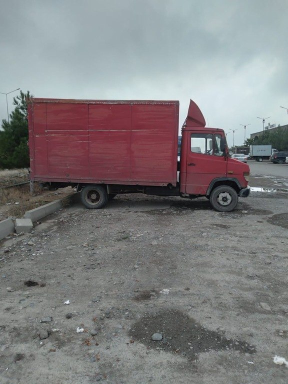 1999 Mercedes Vario, 2.9L, 670000km - Image 4