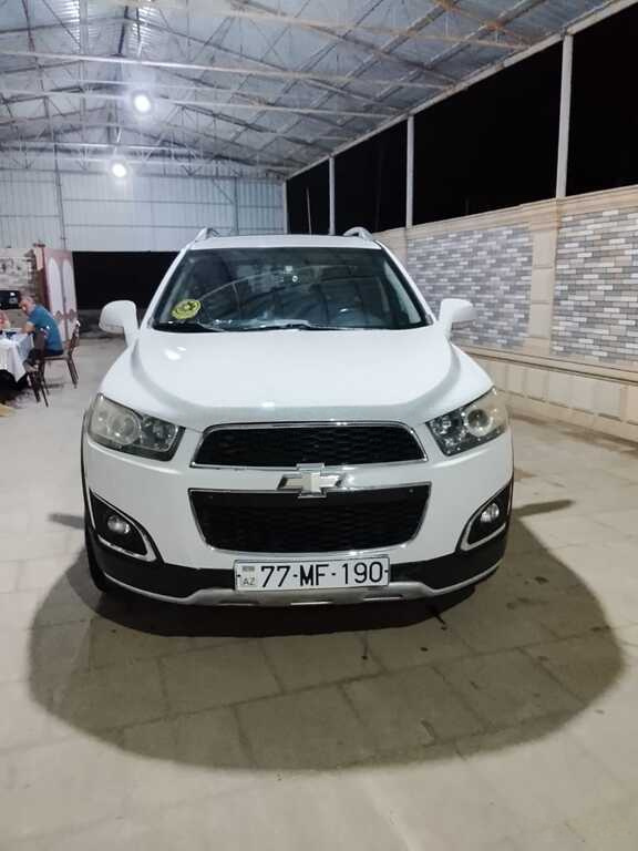 2014 Chevrolet Captiva, 2.0L, 316000km - Image 1