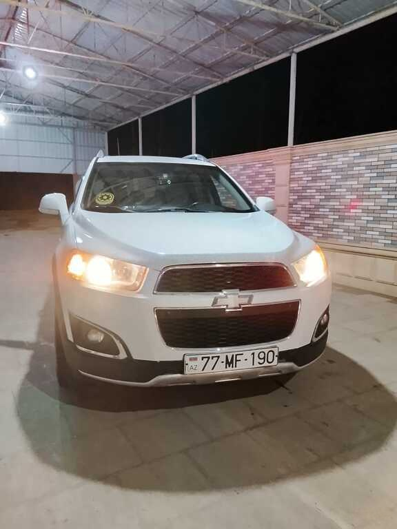2014 Chevrolet Captiva, 2.0L, 316000km - Image 3