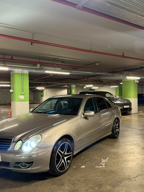 2006 Mercedes E 220, 2.2L, 378000km - Image 5