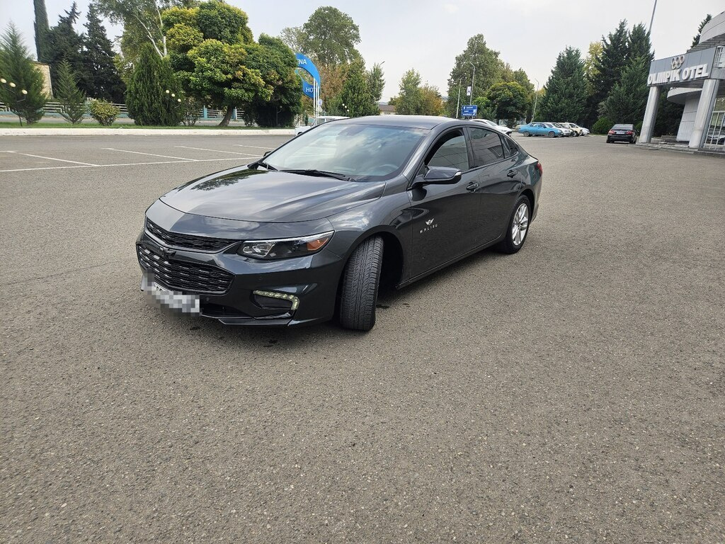 2016 Chevrolet Malibu, 1.5L, 186939km - Image 1