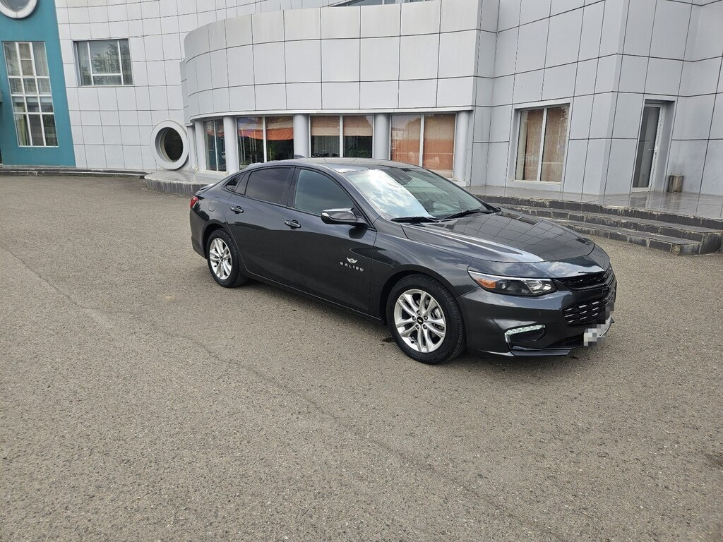 2016 Chevrolet Malibu, 1.5L, 186939km - Image 2