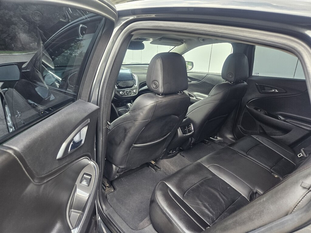 2016 Chevrolet Malibu, 1.5L, 186939km - Image 14