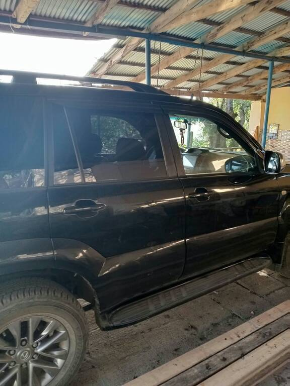 2007 Toyota Land Cruiser Prado, 4.0L, 190000km - Image 2