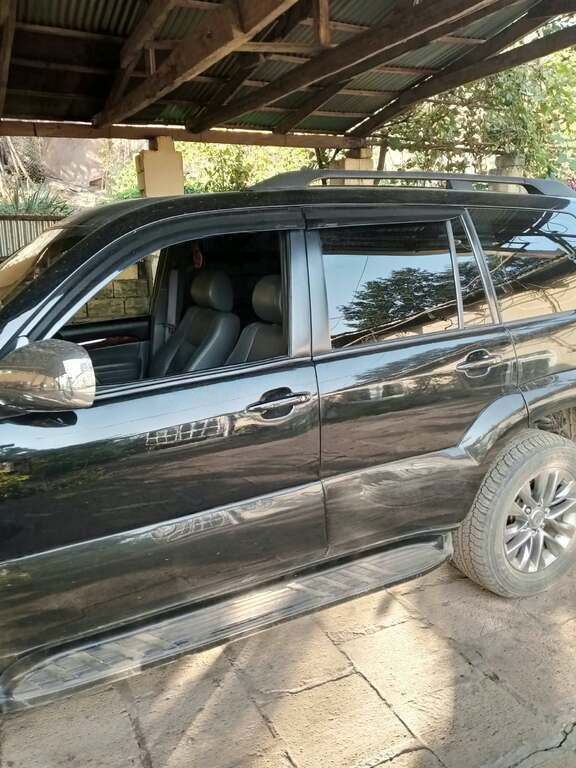 2007 Toyota Land Cruiser Prado, 4.0L, 190000km - Image 3