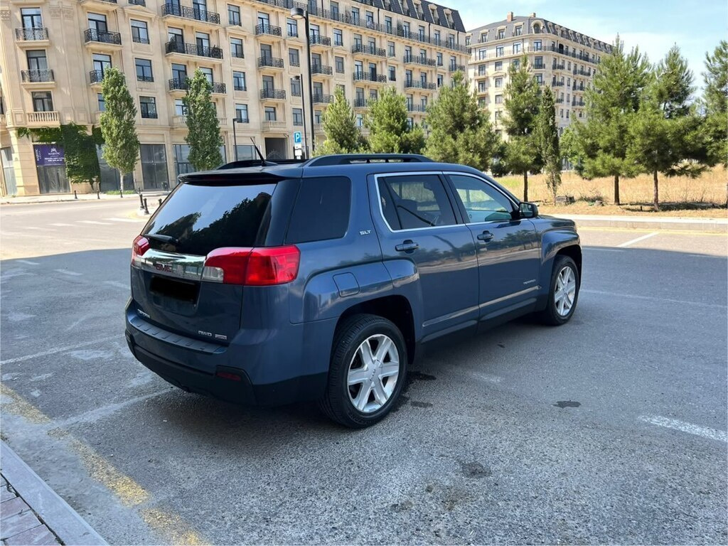 2012 GMC Terrain, 2.4L, 147000km - Image 2