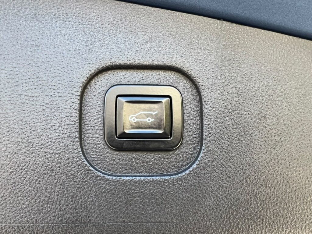2012 GMC Terrain, 2.4L, 147000km - Image 9