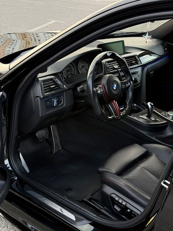 2015 BMW 328, 2.0L, 178000km - Image 11