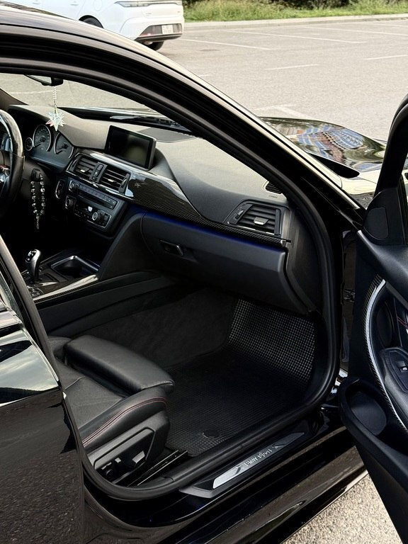 2015 BMW 328, 2.0L, 178000km - Image 12