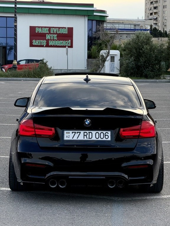 2015 BMW 328, 2.0L, 178000km - Image 7
