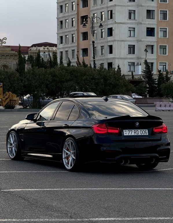 2015 BMW 328, 2.0L, 178000km - Image 9
