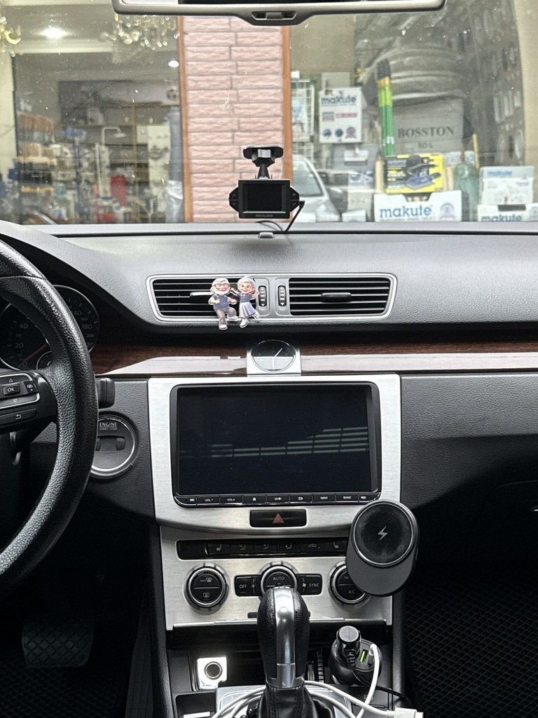2013 Volkswagen Passat, 1.8L, 242488km - Image 11