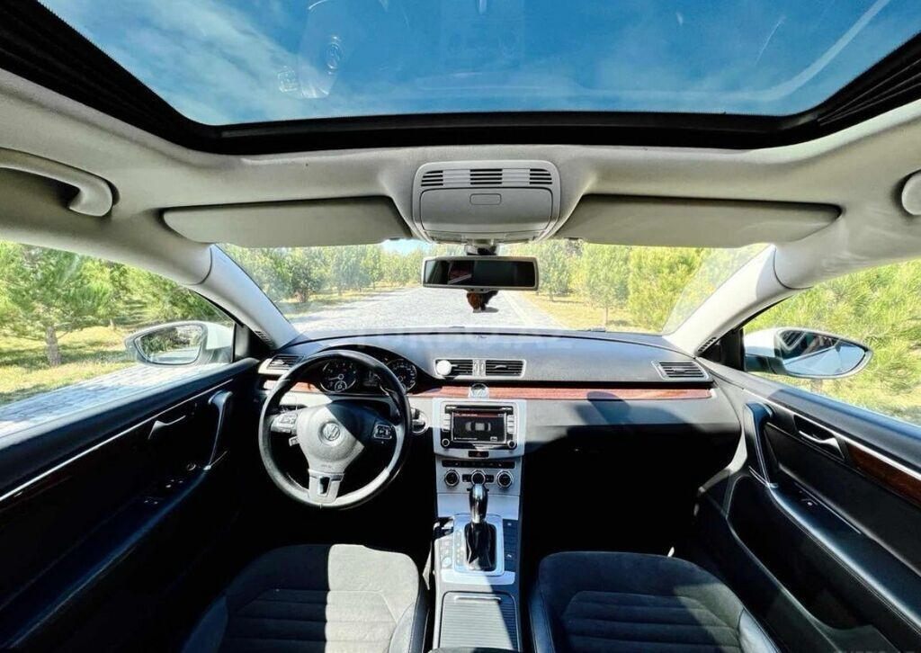 2013 Volkswagen Passat, 1.8L, 242488km - Image 8