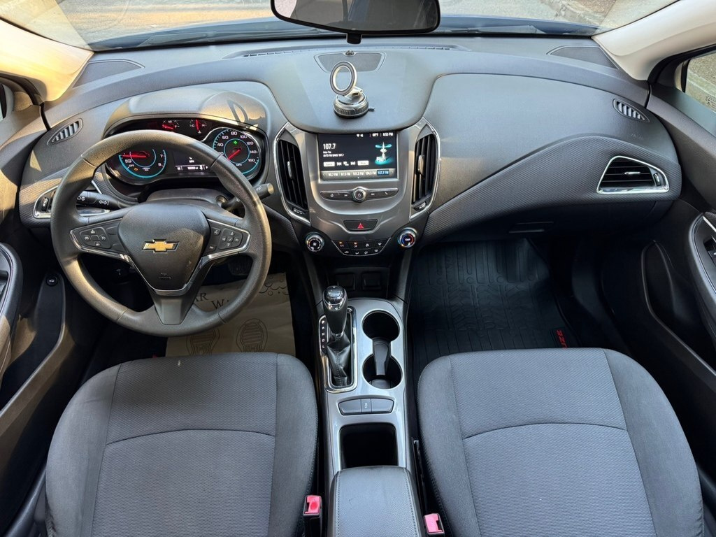 2018 Chevrolet Cruze, 1.4L, 267349km - Image 12