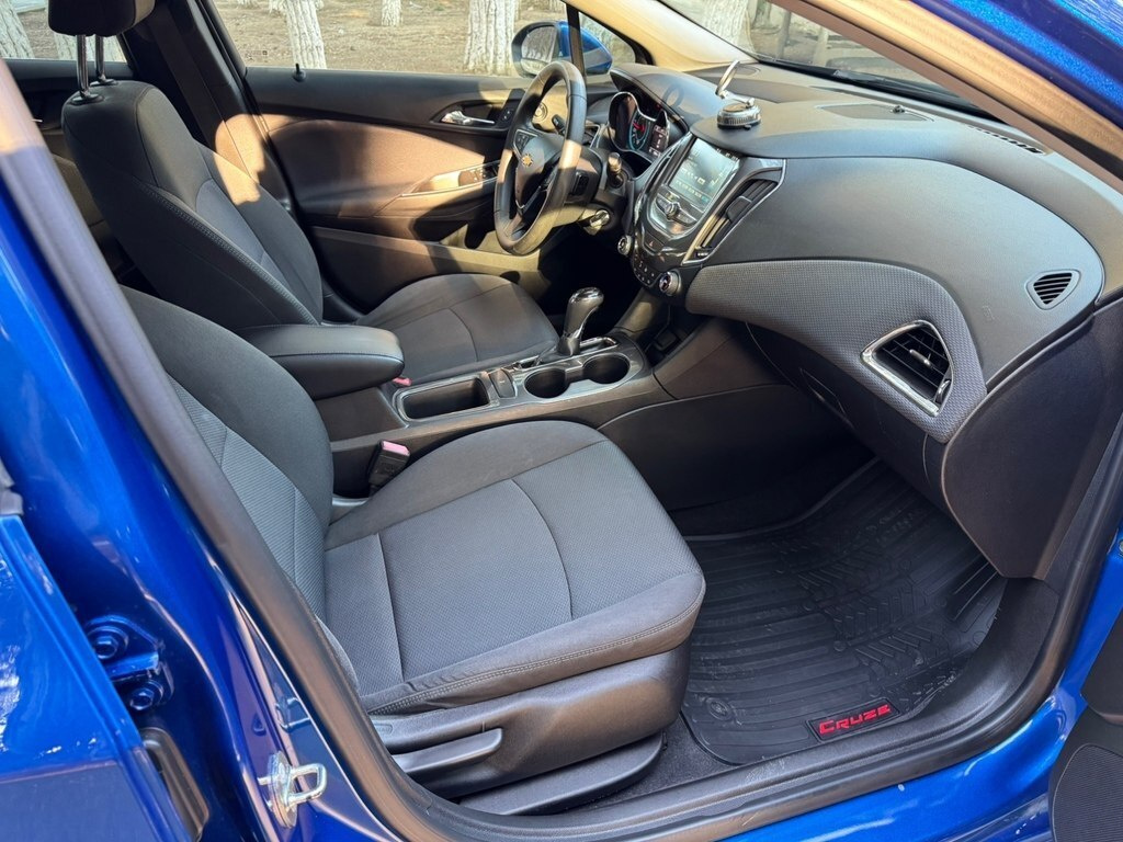 2018 Chevrolet Cruze, 1.4L, 267349km - Image 8