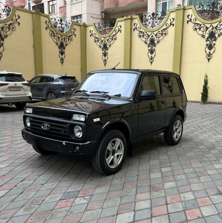 2025 LADA (VAZ) Niva, 1.7L, 15000km - Image 1